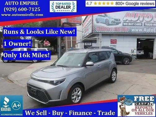 2023 Kia Soul LX FWD photo
