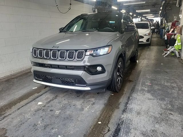 2023 Jeep Compass Limited 4WD photo