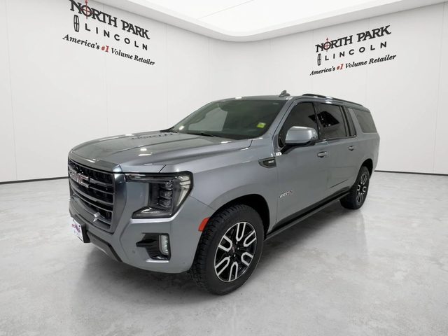 2023 GMC Yukon XL AT4 4WD photo