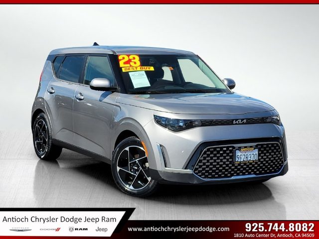2023 Kia Soul EX FWD photo