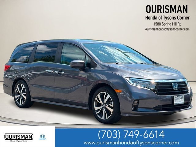 2023 Honda Odyssey Touring FWD photo