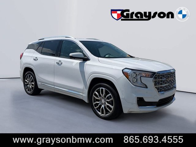 2023 GMC Terrain Denali AWD photo