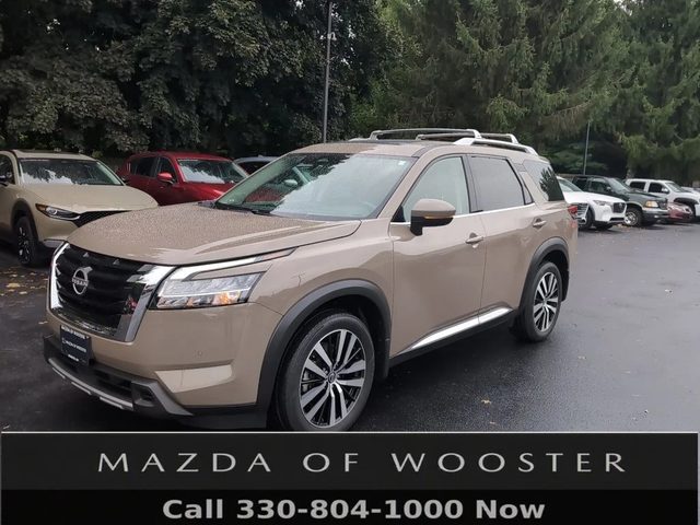 2023 Nissan Pathfinder Platinum 4WD photo