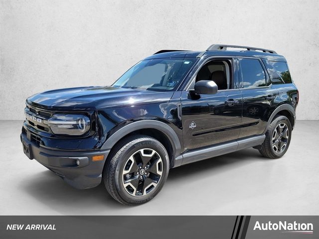 2023 Ford Bronco Sport Outer Banks 4WD photo