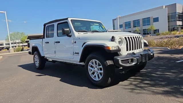 2023 Jeep Gladiator Sport S 4WD photo