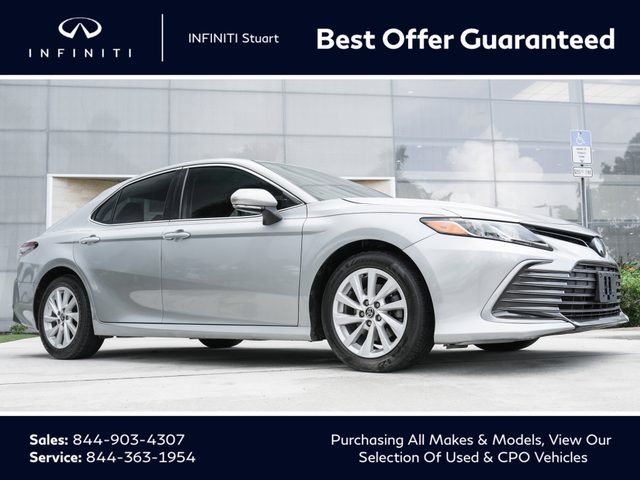 2023 Toyota Camry LE FWD photo