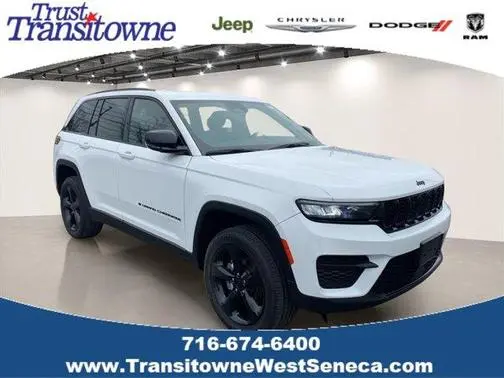 2023 Jeep Grand Cherokee Altitude 4WD photo