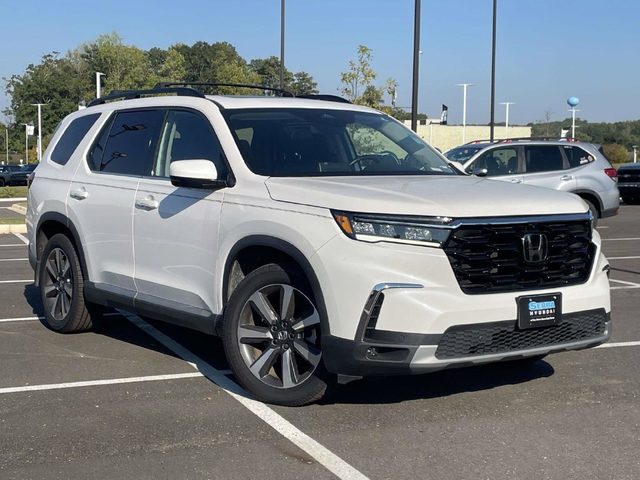 2023 Honda Pilot Elite AWD photo
