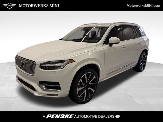 2023 Volvo XC90 Plus AWD photo