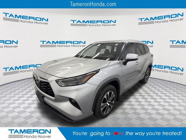 2023 Toyota Highlander XLE FWD photo