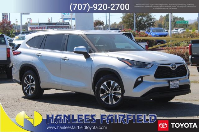 2023 Toyota Highlander XLE FWD photo
