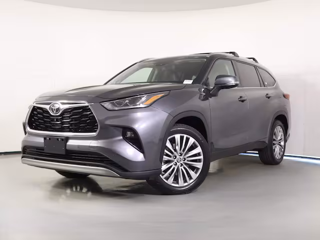 2023 Toyota Highlander Platinum FWD photo