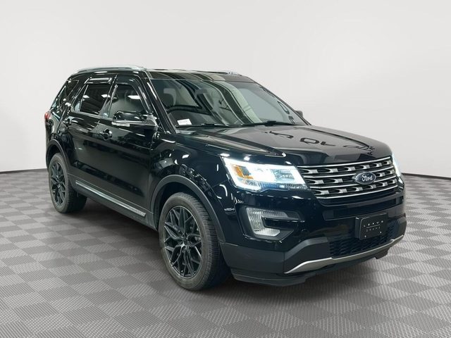 2016 Ford Explorer XLT 4WD photo