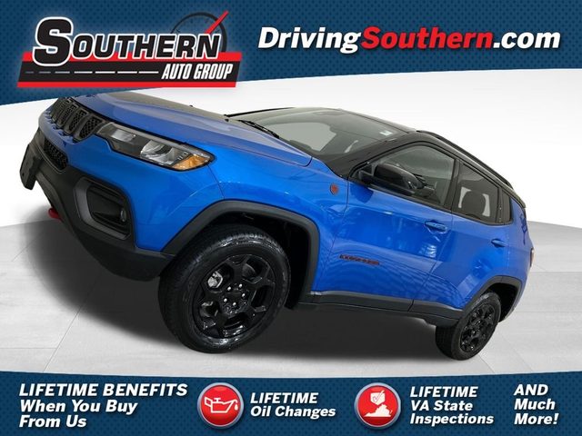 2023 Jeep Compass Trailhawk 4WD photo