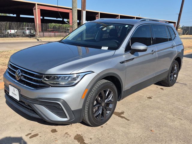 2023 Volkswagen Tiguan SE FWD photo