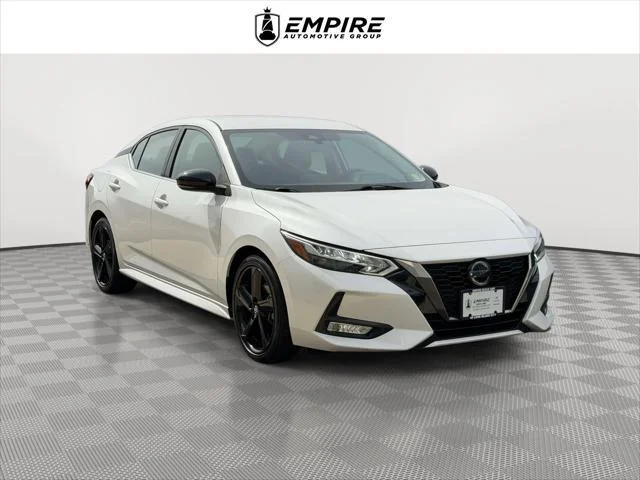 2023 Nissan Sentra SR FWD photo