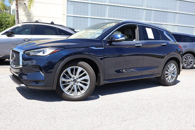 2023 Infiniti QX50 LUXE FWD photo