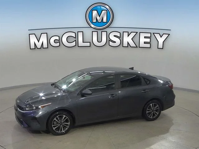 2023 Kia Forte LXS FWD photo