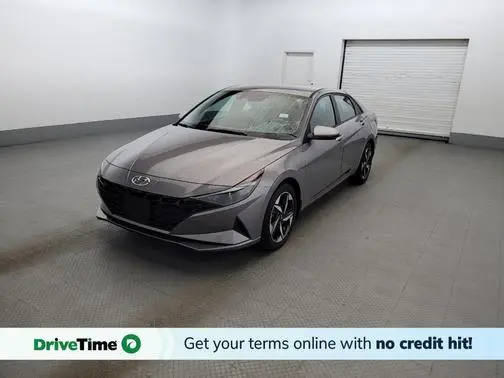 2023 Hyundai Elantra SEL FWD photo
