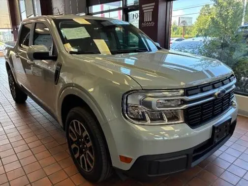 2023 Ford Maverick LARIAT FWD photo