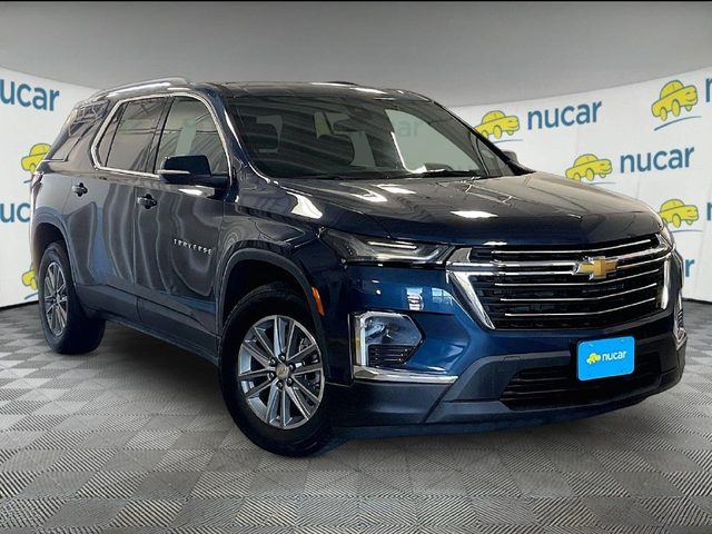 2023 Chevrolet Traverse LT Cloth AWD photo