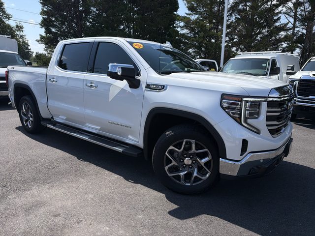 2023 GMC Sierra 1500 SLT 4WD photo