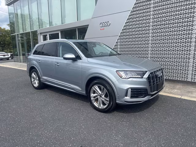2023 Audi Q7 Premium Plus AWD photo
