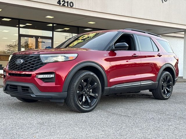 2023 Ford Explorer ST-Line 4WD photo