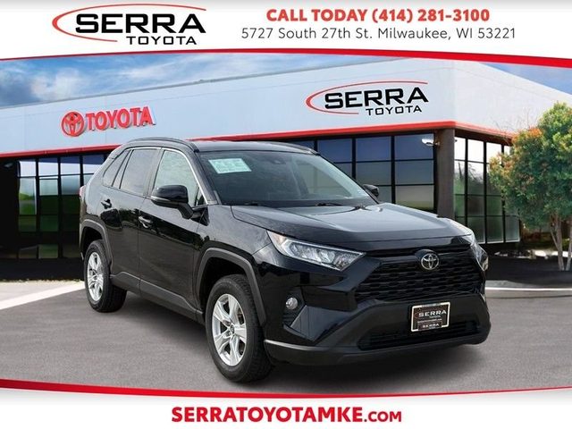 2021 Toyota RAV4 XLE FWD photo