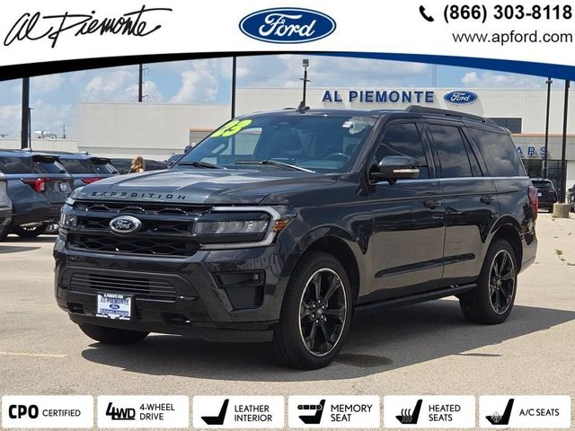 2023 Ford Expedition Limited 4WD photo