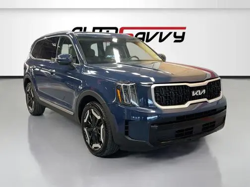 2023 Kia Telluride S AWD photo