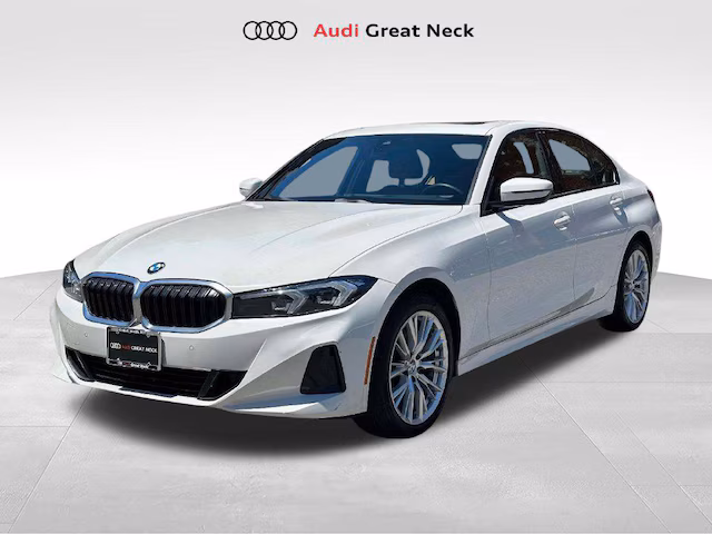 2023 BMW 3 Series 330i xDrive AWD photo