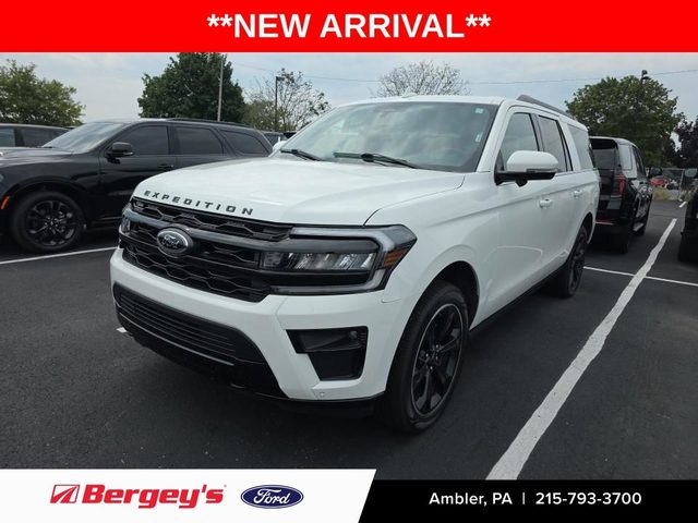 2023 Ford Expedition Max Limited 4WD photo