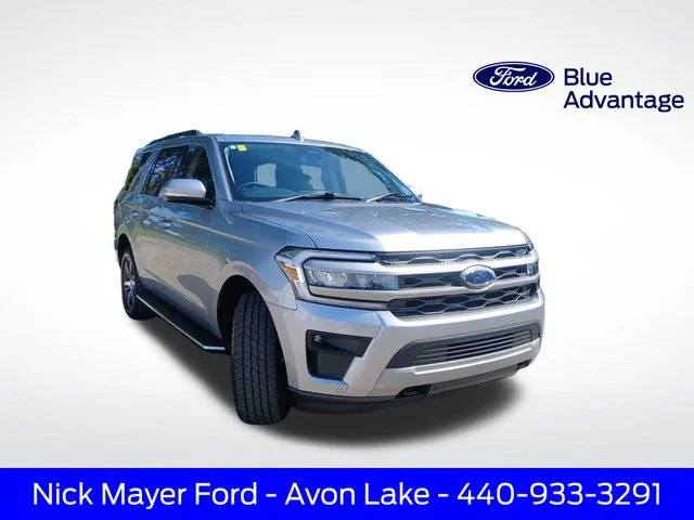 2023 Ford Expedition XLT 4WD photo