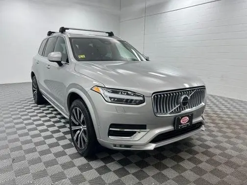 2023 Volvo XC90 Plus AWD photo