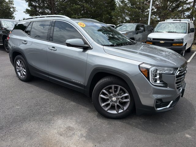 2023 GMC Terrain SLT FWD photo