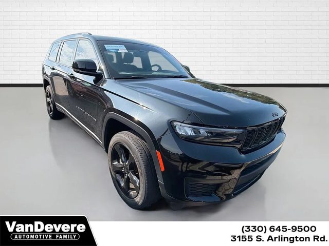 2023 Jeep Grand Cherokee L Altitude 4WD photo