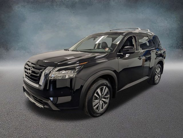 2023 Nissan Pathfinder SL 4WD photo