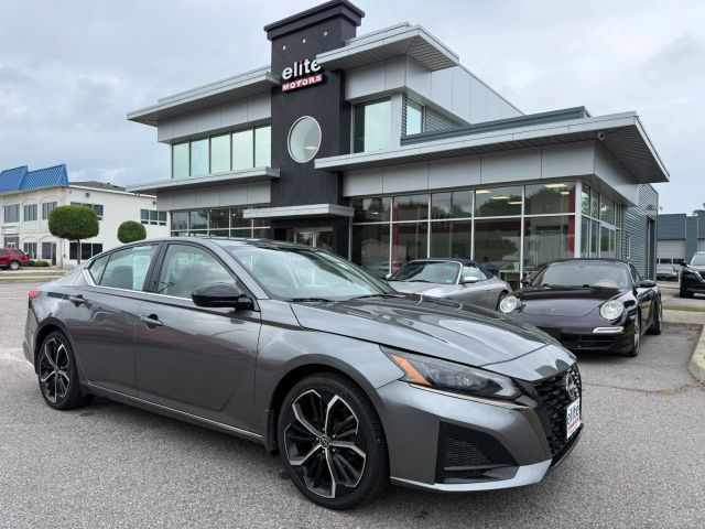 2023 Nissan Altima 2.5 SR FWD photo
