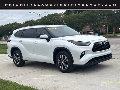 2023 Toyota Highlander XLE FWD photo