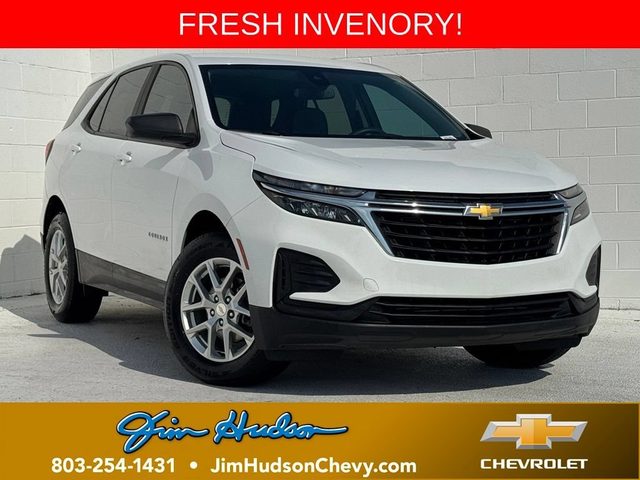 2023 Chevrolet Equinox LS FWD photo