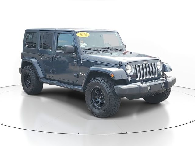 2016 Jeep Wrangler Unlimited Sahara 4WD photo