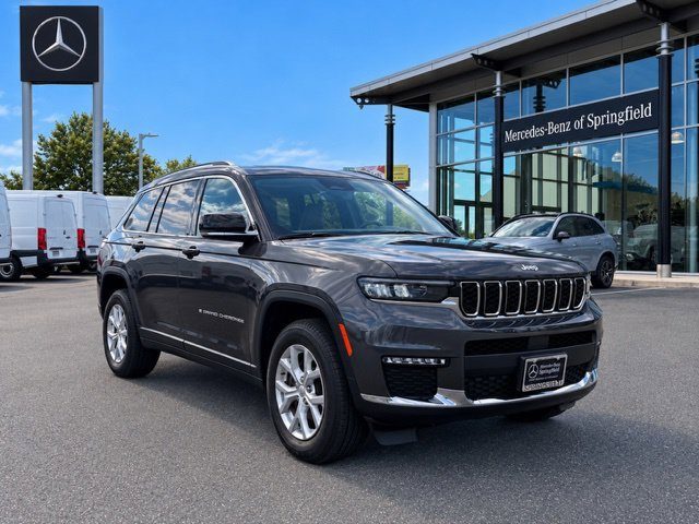 2023 Jeep Grand Cherokee L Limited 4WD photo