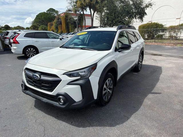 2023 Subaru Outback Premium AWD photo