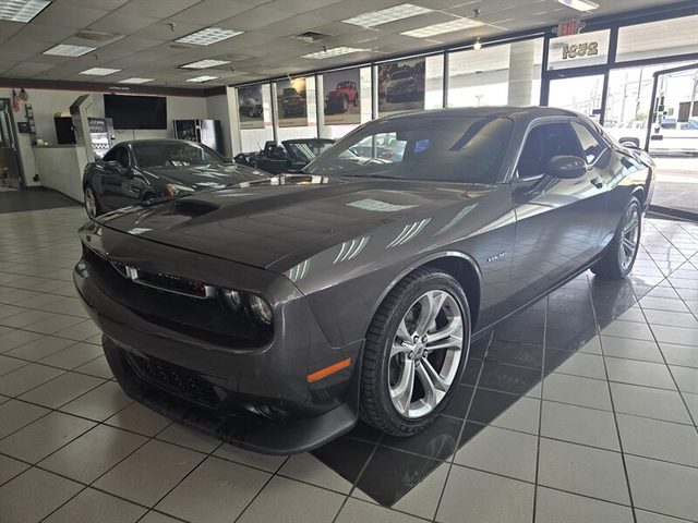 2021 Dodge Challenger R/T RWD photo