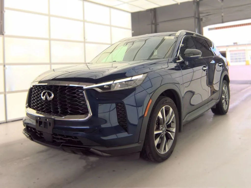 2023 Infiniti QX60 LUXE AWD photo