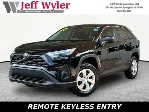 2023 Toyota RAV4 LE FWD photo