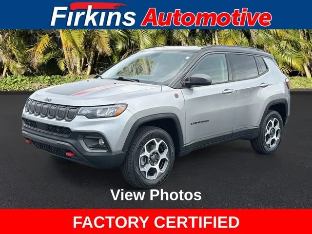 2022 Jeep Compass Trailhawk 4WD photo