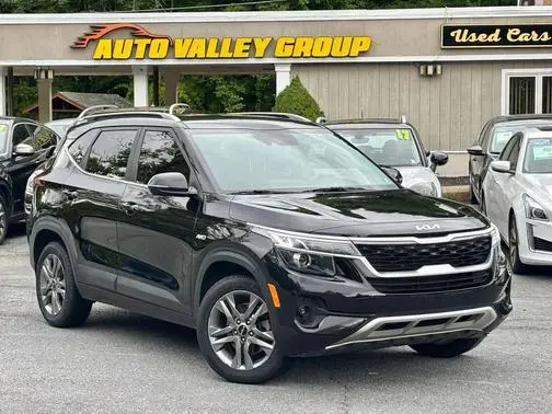 2023 Kia Seltos S AWD photo