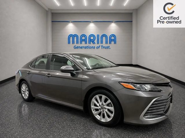 2023 Toyota Camry LE FWD photo